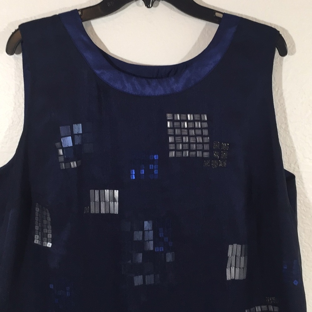 Lane Bryant Scoop Neck Double Layer Sleeveless - Picture 2 of 4